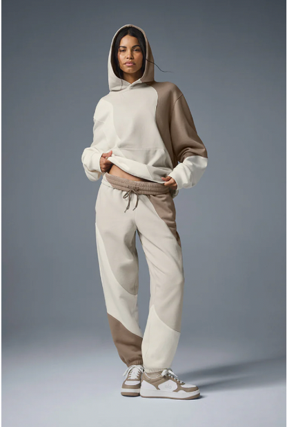 Conjunto sudadera y pantalón deportivo