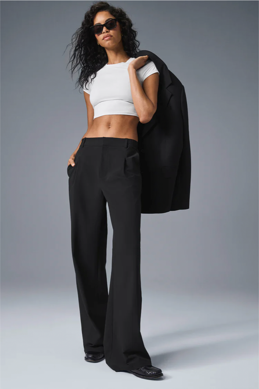 Conjunto Cropped First-Class Blazer & High-Waist Pursuit Trouser (Long)